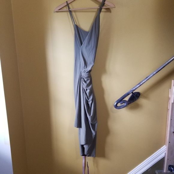 NWT House of CB London Green Wrap Dress Size Small Laureline Khaki - Picture 7 of 11